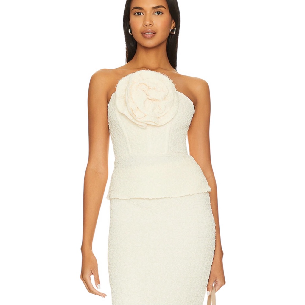 Revolve Lpa Romola Strapless Top In Cannoli Cream Women’s Small